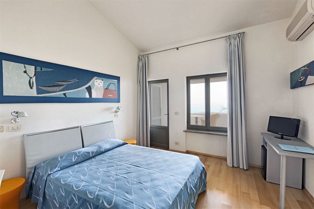 Hotel Arenella Джільйо Екстер'єр фото